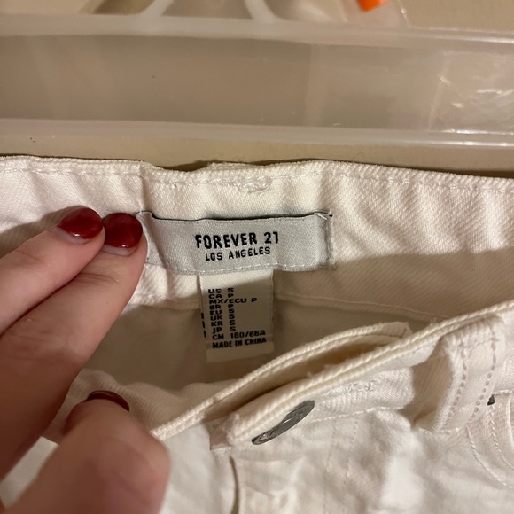 White denim skirt - Picture 3 of 3